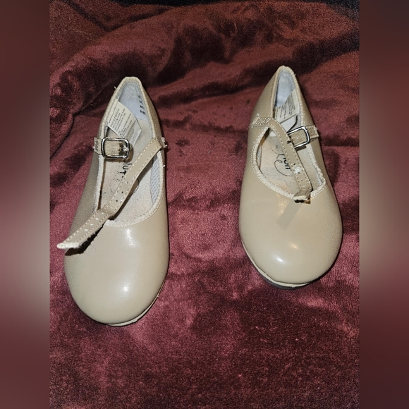 Revolution Dance Tap shoes. Youth size 13. Nide color. - Picture 6 of 7
